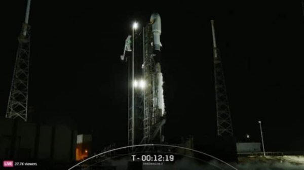 Южная Корея запустила 4-й из 5 запланированных спутников, чтобы следить за КНДР Южная Корея запустила 4-й из 5 запланированных спутников, чтобы следить за КНДР