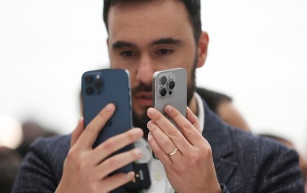 3500 доларів за iPhone? Аналітики попередили про наслідки мит США для Apple
3500 доларів за iPhone? Аналітики попередили про наслідки мит США для Apple