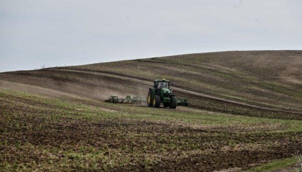 На Полтавщині завершили сівбу ранніх зернових та зернобобових На Полтавщині завершили сівбу ранніх зернових та зернобобових