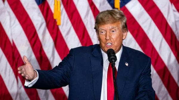 Трамп утверждает, что Крым "останется с Россией" Трамп утверждает, что Крым "останется с Россией"