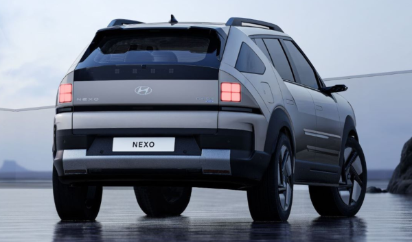 Hyundai презентував кросовер Nexo, що працює на водні
Hyundai презентував кросовер Nexo, що працює на водні