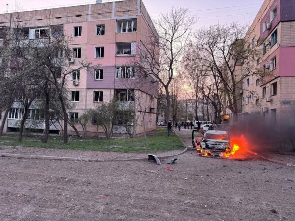 Зруйновані школи, будинки, діти серед жертв. Що відомо про удар по Кривому Рогу і брехню РФ
Зруйновані школи, будинки, діти серед жертв. Що відомо про удар по Кривому Рогу і брехню РФ