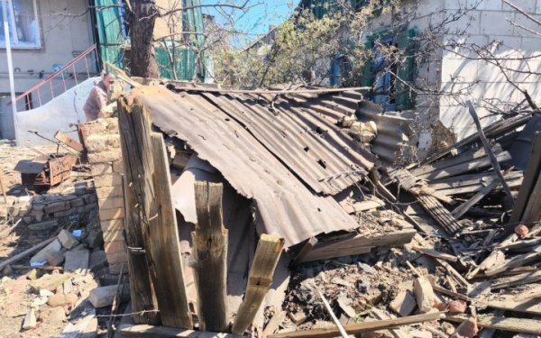 Окупанти завдали серію авіаударів по Костянтинівці: є поранений
Окупанти завдали серію авіаударів по Костянтинівці: є поранений