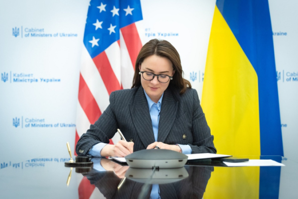Украина и США подписали меморандум о соглашении по полезным ископаемым (обновлено)
Украина и США подписали меморандум о соглашении по полезным ископаемым (обновлено)