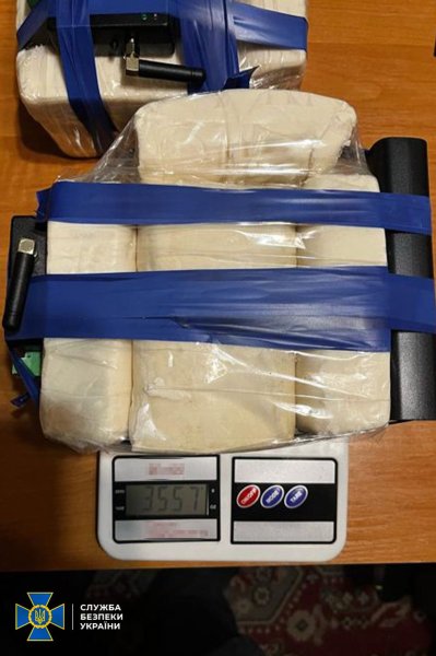 Правоохоронці одночасно затримали 9 агентів ФСБ, які готували теракти у центрі та на сході України
Правоохоронці одночасно затримали 9 агентів ФСБ, які готували теракти у центрі та на сході України