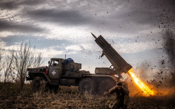 Генштаб ЗСУ: найбільше боїв зафіксували на Покровському, Лиманському і Курському напрямках
Генштаб ЗСУ: найбільше боїв зафіксували на Покровському, Лиманському і Курському напрямках