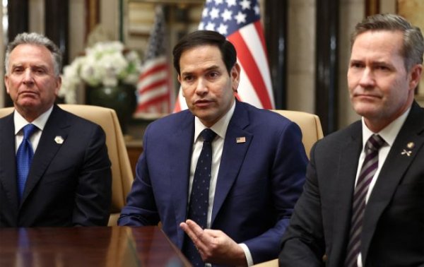 Від Віткоффа до Рубіо: хто в команді Трампа виступає за Україну, а хто за Росію
Від Віткоффа до Рубіо: хто в команді Трампа виступає за Україну, а хто за Росію