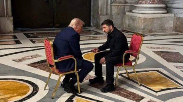 Трамп назвал встречу с Зеленским в Ватикане "моментом утешения" Трамп назвал встречу с Зеленским в Ватикане "моментом утешения"