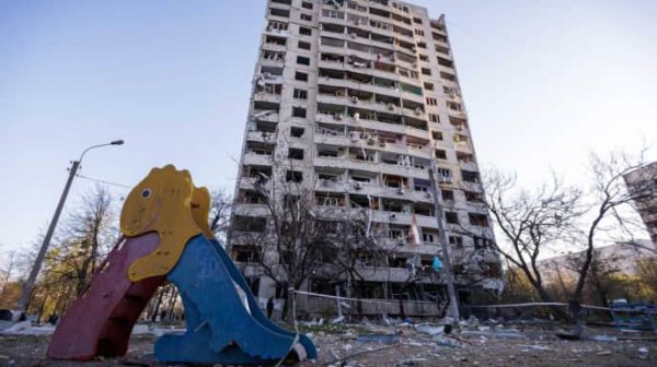 Ракетный удар РФ по Харькову в пятницу: в больнице - 18 человек, из них четверо детей Ракетный удар РФ по Харькову в пятницу: в больнице - 18 человек, из них четверо детей