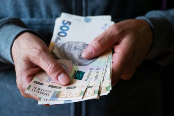В Украине выросла средняя зарплата
В Украине выросла средняя зарплата