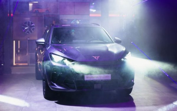 В Україну привезли спортивний кросовер Cupra Terramar: названі ціни та характеристики
В Україну привезли спортивний кросовер Cupra Terramar: названі ціни та характеристики