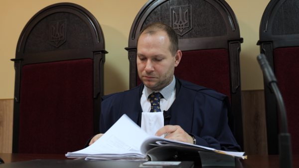 Суддя Михайло Одарюк: До України ніхто у світі не розглядав воєнні злочини під час війни
Суддя Михайло Одарюк: До України ніхто у світі не розглядав воєнні злочини під час війни