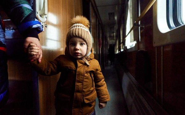 На Донеччині у зоні примусової евакуації залишаються понад 170 дітей
На Донеччині у зоні примусової евакуації залишаються понад 170 дітей