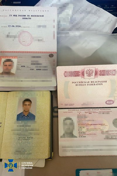 У Польщі затримали і передали Україні "політексперта" із пулу Медведчука Молчанова
У Польщі затримали і передали Україні "політексперта" із пулу Медведчука Молчанова