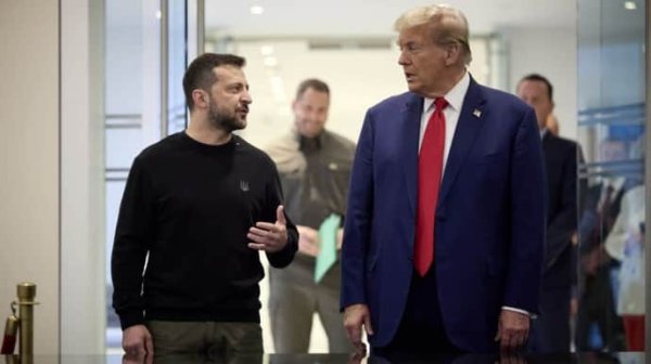 Зеленский пообщался с Трампом в Риме Зеленский пообщался с Трампом в Риме