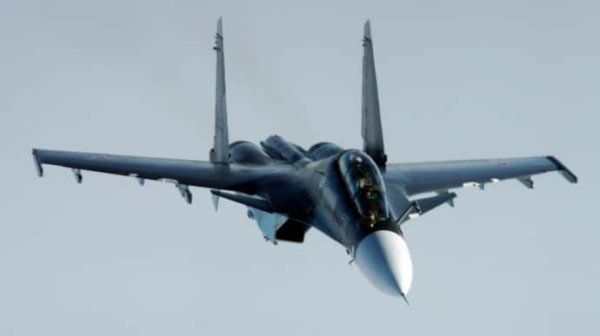 ГУР: В российском Ростове-на-Дону сгорел истребитель Су-30СМ ГУР: В российском Ростове-на-Дону сгорел истребитель Су-30СМ