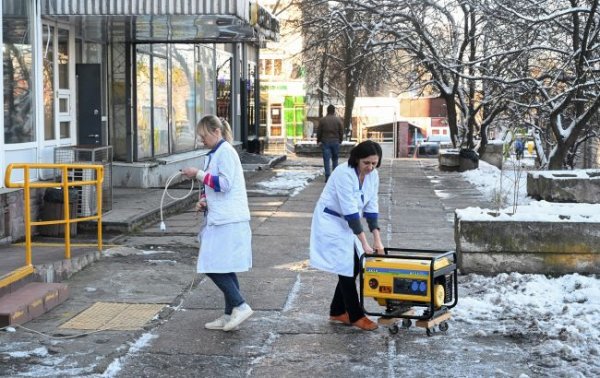 Після дуже морозної ночі: чого чекати від погоди 9 квітня та коли потеплішає
Після дуже морозної ночі: чого чекати від погоди 9 квітня та коли потеплішає
