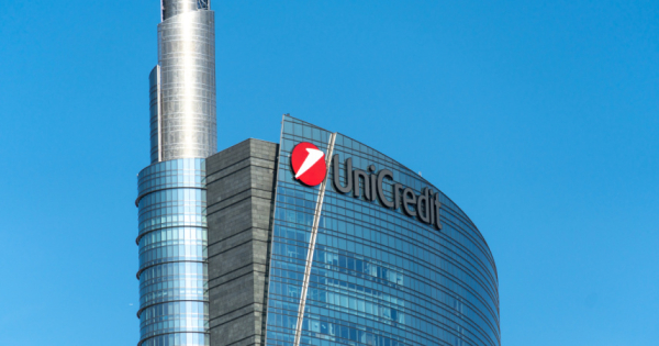 Италия дала зеленый свет поглощению Banco BPM банком UniCredit с условием выхода из россии
Италия дала зеленый свет поглощению Banco BPM банком UniCredit с условием выхода из россии