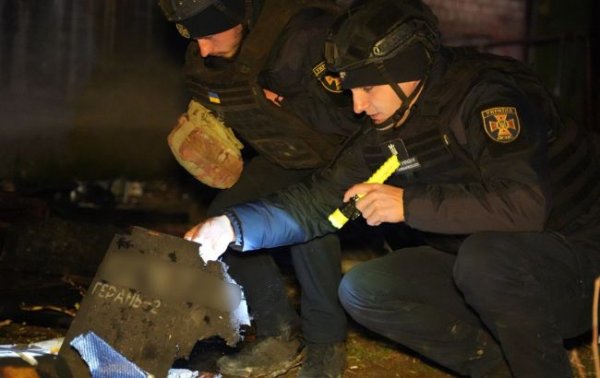 У Миколаєві через нічну атаку були пожежі, руйнування і багато постраждалих (фото)
У Миколаєві через нічну атаку були пожежі, руйнування і багато постраждалих (фото)