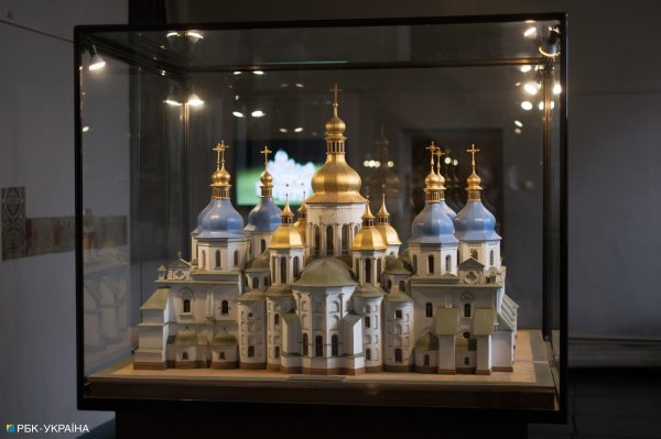 Неля Куковальська із Софії Київської: Маємо докази – мощі Ярослава Мудрого в США
Неля Куковальська із Софії Київської: Маємо докази – мощі Ярослава Мудрого в США