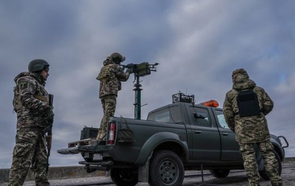 Росія за ніч випустила по Україні десятки дронів: скільки збила ППО
Росія за ніч випустила по Україні десятки дронів: скільки збила ППО