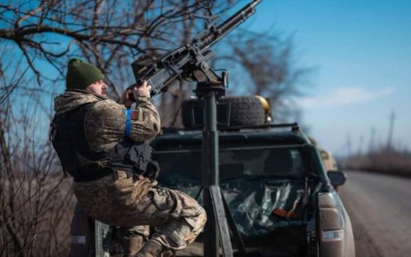 Росіяни атакували Україну 103 безпілотниками, ППО збила 41
Росіяни атакували Україну 103 безпілотниками, ППО збила 41