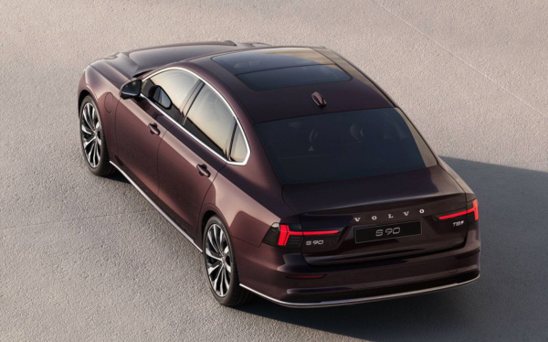 
Volvo представила оновлений седан S90: подробці 