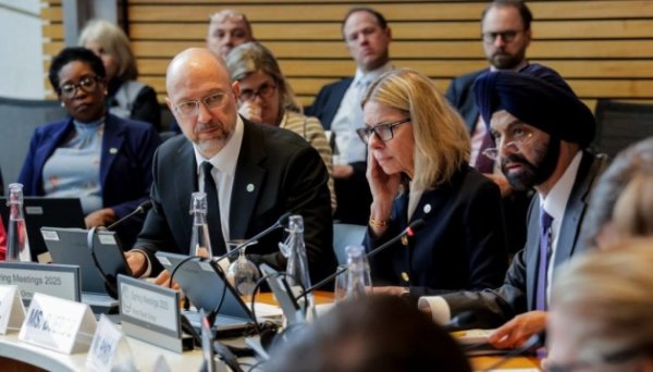 Україна цьогоріч очікує понад $39 мільярдів бюджетної підтримки - Шмигаль Україна цьогоріч очікує понад $39 мільярдів бюджетної підтримки - Шмигаль