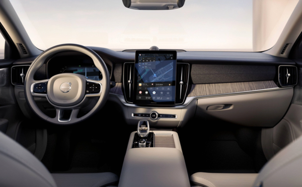 
Volvo представила оновлений седан S90: подробці 