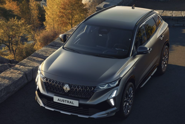 Кросовер Renault Austral оновили: названі двигуни та нові опції
Кросовер Renault Austral оновили: названі двигуни та нові опції