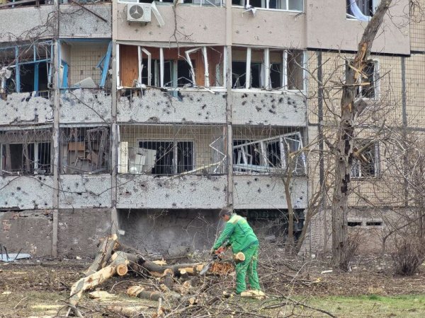 У лікарнях Кривого Рогу досі залишаються 38 постраждалих через російську атаку
У лікарнях Кривого Рогу досі залишаються 38 постраждалих через російську атаку
