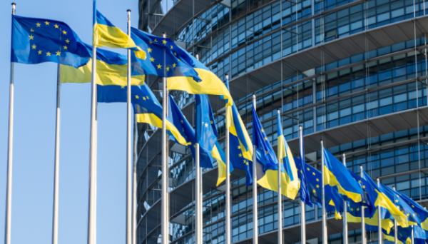 Єврокомісія наклала стягнення у €458 мільйонів на автомобільні компанії за картельну змову Єврокомісія наклала стягнення у €458 мільйонів на автомобільні компанії за картельну змову