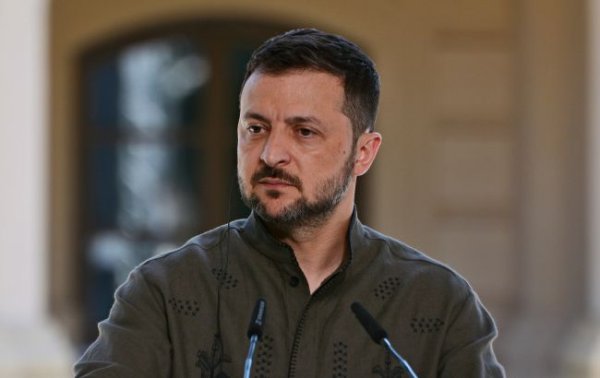 Російська армія не полишає спроб просуватися на фронті, - Зеленський
Російська армія не полишає спроб просуватися на фронті, - Зеленський