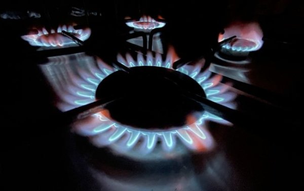 Угорщина не зможе заблокувати: ЄС підготував план відмови від нафти і газу з Росії
Угорщина не зможе заблокувати: ЄС підготував план відмови від нафти і газу з Росії