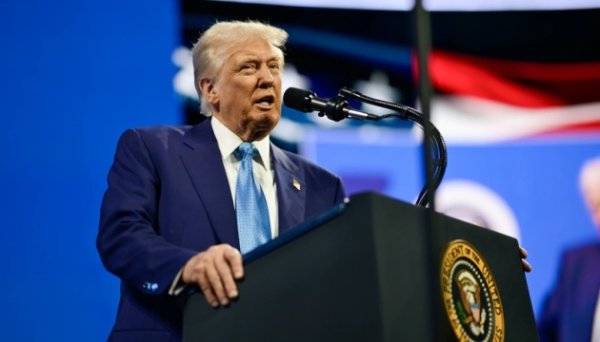 Найбільше від митних тарифів Трампа програли США - Bloomberg Найбільше від митних тарифів Трампа програли США - Bloomberg