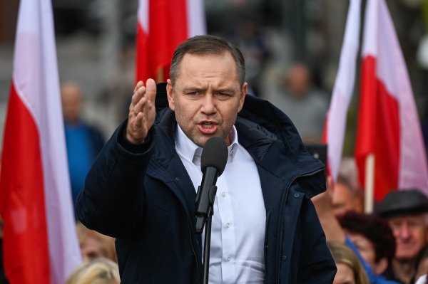 Польща обирає президента: що потрібно знати про голосування та кандидатів
Польща обирає президента: що потрібно знати про голосування та кандидатів