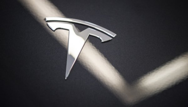 Продажі Tesla у Нідерландах впали на 75% Продажі Tesla у Нідерландах впали на 75%