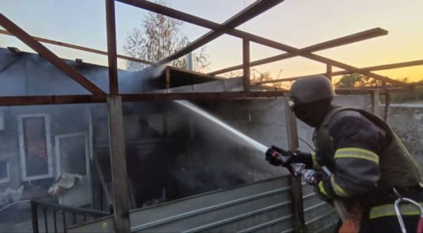 Россияне били по Никопольщине – уничтожили дом Россияне били по Никопольщине – уничтожили дом