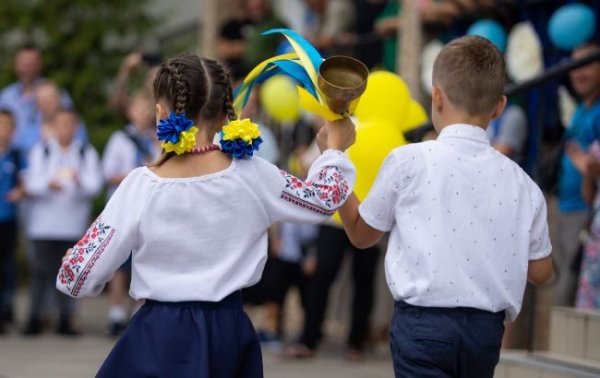 В уряді хочуть платити 50 тисяч гривень всім жінкам, які народили дитину
В уряді хочуть платити 50 тисяч гривень всім жінкам, які народили дитину