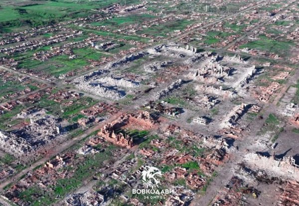 "Город сравняли с землей": военные показали Волчанск через год после наступления РФ "Город сравняли с землей": военные показали Волчанск через год после наступления РФ