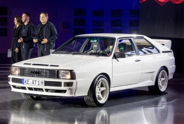 У стилі ретро: ексклюзивний суперкар Audi quattro презентували у Німеччині
У стилі ретро: ексклюзивний суперкар Audi quattro презентували у Німеччині