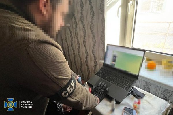 СБУ затримала ще шістьох підпалювачів, які виконували замовлення Росії
СБУ затримала ще шістьох підпалювачів, які виконували замовлення Росії