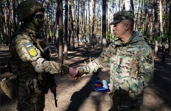 Сирський: Курська операція, що триває вже 9 місяців, досягла більшості поставлених цілей
Сирський: Курська операція, що триває вже 9 місяців, досягла більшості поставлених цілей