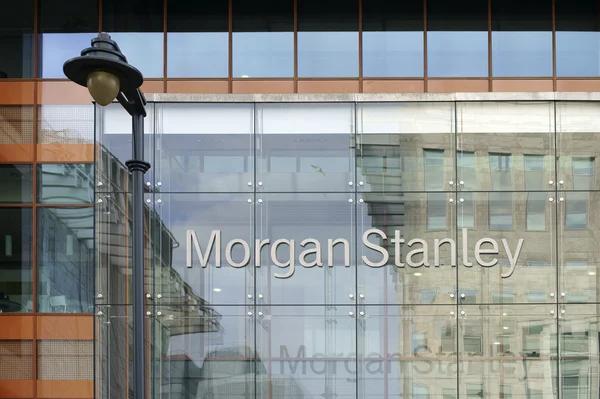 Morgan Stanley будет предлагать клиентам услуги по торговле криптовалютами
Morgan Stanley будет предлагать клиентам услуги по торговле криптовалютами