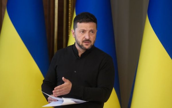 Зеленський: Україна готова до переговорів, але на столі мають бути реалістичні пропозиції
Зеленський: Україна готова до переговорів, але на столі мають бути реалістичні пропозиції