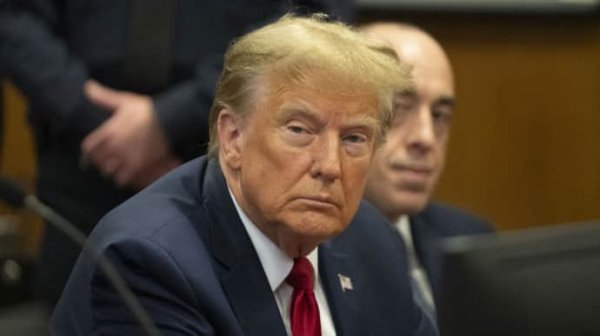 Трамп говорит, что имеет "красную линию" в своей голове относительно переговоров между Украиной и РФ Трамп говорит, что имеет "красную линию" в своей голове относительно переговоров между Украиной и РФ