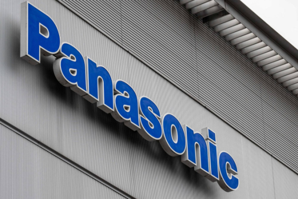 Panasonic планирует уволить 10 000 сотрудников для повышения доходности
Panasonic планирует уволить 10 000 сотрудников для повышения доходности