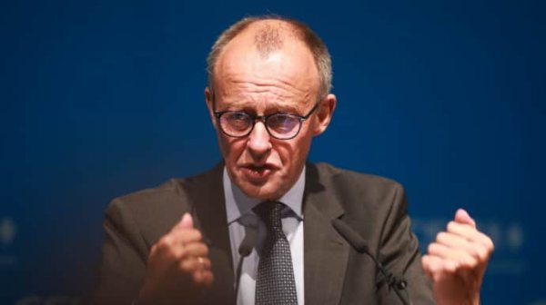 Мерц: ЕС ждет согласия Путина на перемирие, иначе - жесткие санкции Мерц: ЕС ждет согласия Путина на перемирие, иначе - жесткие санкции