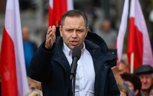 Кандидат у президенти Польщі пообіцяв не пускати Україну в НАТО
Кандидат у президенти Польщі пообіцяв не пускати Україну в НАТО