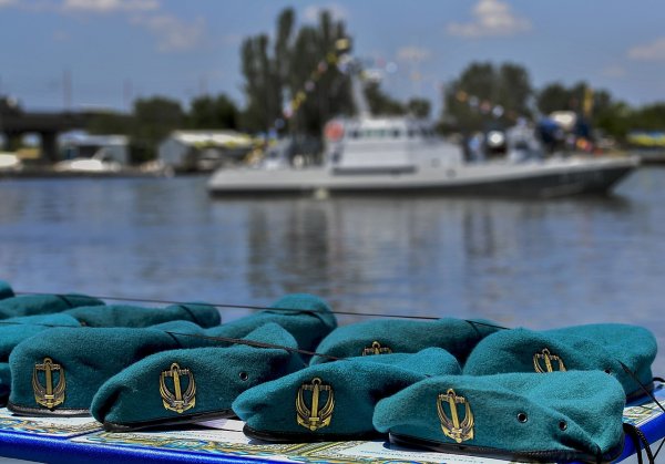 Герої на воді, землі та в небі. В Україні відзначають День морської піхоти
Герої на воді, землі та в небі. В Україні відзначають День морської піхоти
